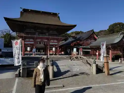 津島神社の山門