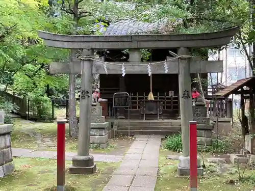 赤坂氷川神社の鳥居