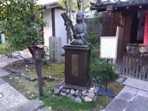 文子天満宮の像