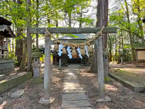 日高神社の末社