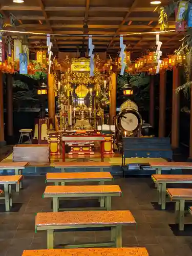 岩戸弘法弘峰寺の本殿・本堂