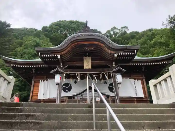 八幡神社の本殿・本堂