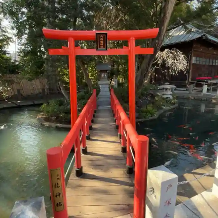 相模国総社六所神社の{uncategorized: "未分類", other: "その他", undefined: "問題あり", building: "その他建物", grave: "お墓", sacred_gate: "鳥居", guardian: "狛犬", statue: "像", buddha: "仏像", history: "歴史", nature: "自然", garden: "庭園", animal: "動物", pagoda: "塔", temizu: "手水舎", mountain_gate: "山門・神門", sanctuary: "本殿・本堂", subordinate: "末社・摂社", art: "芸術", scenery: "景色", jizo: "地蔵", ema: "絵馬", goshuin: "御朱印", omikuji: "おみくじ", items: "授与品その他", amulet: "お守り", goshuincho: "御朱印帳", eats: "食事", festival: "お祭り", votive_dance: "神楽", shichigosan: "七五三参", wedding: "結婚式", experience: "体験その他", initially: "初詣", around: "周辺", anti_infection: "感染症対策"}