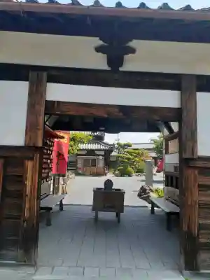 善名称院(真田庵)の{uncategorized: "未分類", other: "その他", undefined: "問題あり", building: "その他建物", grave: "お墓", sacred_gate: "鳥居", guardian: "狛犬", statue: "像", buddha: "仏像", history: "歴史", nature: "自然", garden: "庭園", animal: "動物", pagoda: "塔", temizu: "手水舎", mountain_gate: "山門・神門", sanctuary: "本殿・本堂", subordinate: "末社・摂社", art: "芸術", scenery: "景色", jizo: "地蔵", ema: "絵馬", goshuin: "御朱印", omikuji: "おみくじ", items: "授与品その他", amulet: "お守り", goshuincho: "御朱印帳", eats: "食事", festival: "お祭り", votive_dance: "神楽", shichigosan: "七五三参", wedding: "結婚式", experience: "体験その他", initially: "初詣", around: "周辺", anti_infection: "感染症対策"}