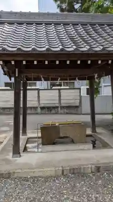 手筒花火発祥の地 吉田神社の手水舎