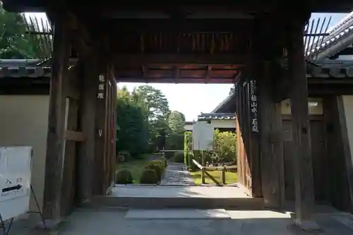 龍源院の山門・神門