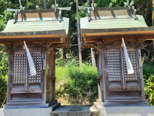 春川神社の末社