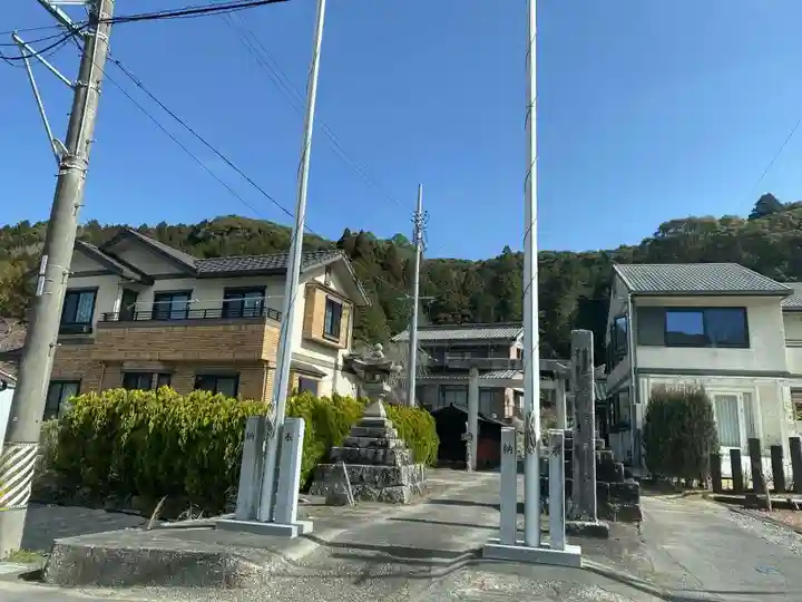 上衣文神明社のその他建物