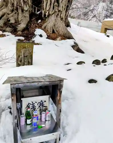 黄金龍神社（桂不動）(北海道)
