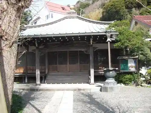 小坪寺の本殿・本堂