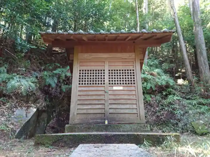 産婆神のその他建物