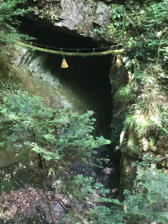室生龍穴神社(奈良県)