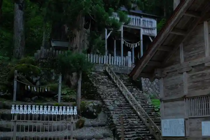 白山中居神社のその他建物