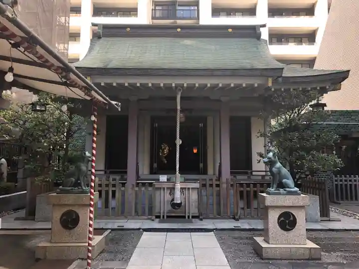 宮益御嶽神社の本殿・本堂