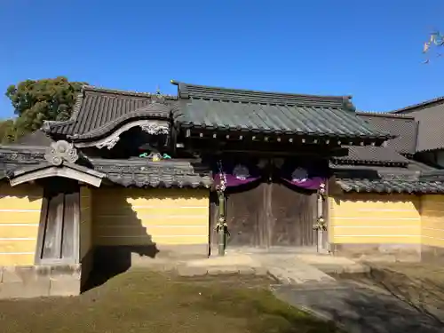 善導寺の山門