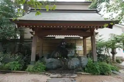 馬橋稲荷神社の手水舎