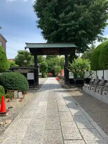 高安寺の山門