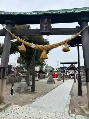 星神社の{uncategorized: "未分類", other: "その他", undefined: "問題あり", building: "その他建物", grave: "お墓", sacred_gate: "鳥居", guardian: "狛犬", statue: "像", buddha: "仏像", history: "歴史", nature: "自然", garden: "庭園", animal: "動物", pagoda: "塔", temizu: "手水舎", mountain_gate: "山門・神門", sanctuary: "本殿・本堂", subordinate: "末社・摂社", art: "芸術", scenery: "景色", jizo: "地蔵", ema: "絵馬", goshuin: "御朱印", omikuji: "おみくじ", items: "授与品その他", amulet: "お守り", goshuincho: "御朱印帳", eats: "食事", festival: "お祭り", votive_dance: "神楽", shichigosan: "七五三参", wedding: "結婚式", experience: "体験その他", initially: "初詣", around: "周辺", anti_infection: "感染症対策"}