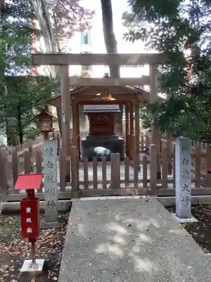 闇之森八幡社の末社・摂社