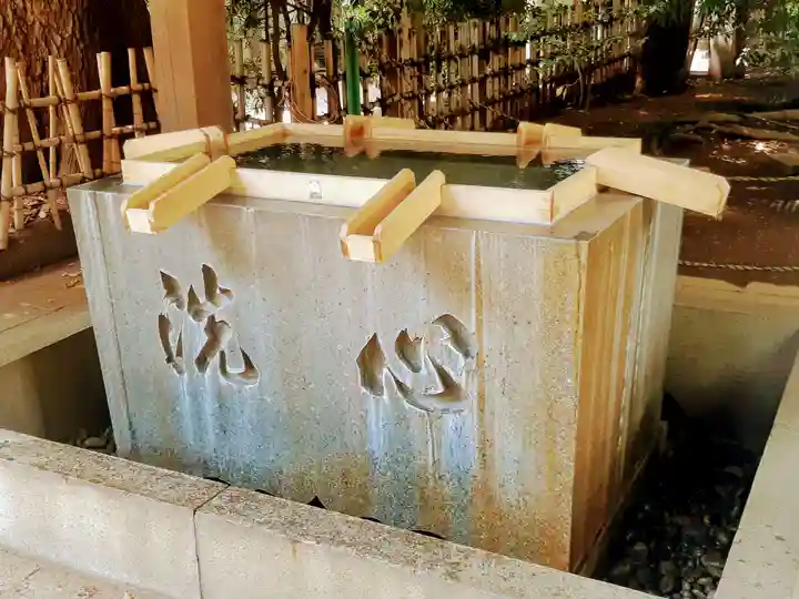渋谷氷川神社の手水舎