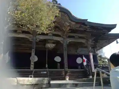 成相寺の本殿・本堂