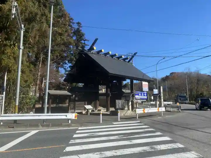 猿投神社の山門・神門