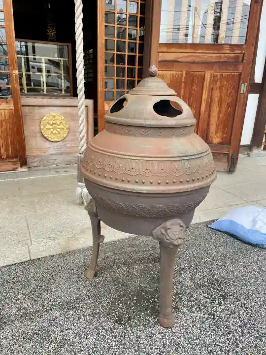 感通寺の{uncategorized: "未分類", other: "その他", undefined: "問題あり", building: "その他建物", grave: "お墓", sacred_gate: "鳥居", guardian: "狛犬", statue: "像", buddha: "仏像", history: "歴史", nature: "自然", garden: "庭園", animal: "動物", pagoda: "塔", temizu: "手水舎", mountain_gate: "山門・神門", sanctuary: "本殿・本堂", subordinate: "末社・摂社", art: "芸術", scenery: "景色", jizo: "地蔵", ema: "絵馬", goshuin: "御朱印", omikuji: "おみくじ", items: "授与品その他", amulet: "お守り", goshuincho: "御朱印帳", eats: "食事", festival: "お祭り", votive_dance: "神楽", shichigosan: "七五三参", wedding: "結婚式", experience: "体験その他", initially: "初詣", around: "周辺", anti_infection: "感染症対策"}