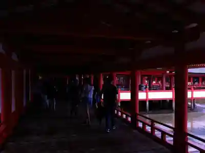 厳島神社の本殿・本堂