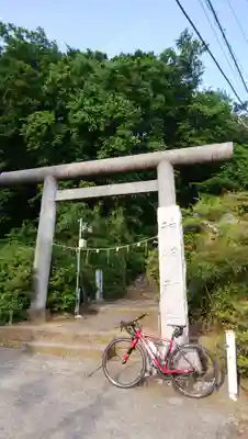 神明神社の鳥居