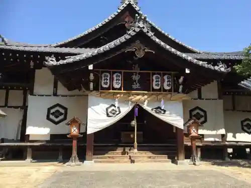 湯神社の本殿