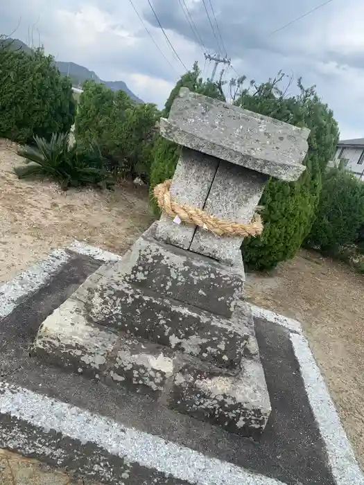 龍神社の本殿