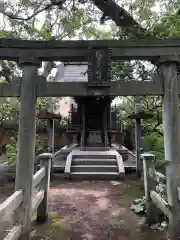 宝戒寺の鳥居