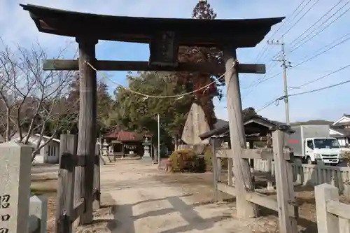 八幡神社の鳥居