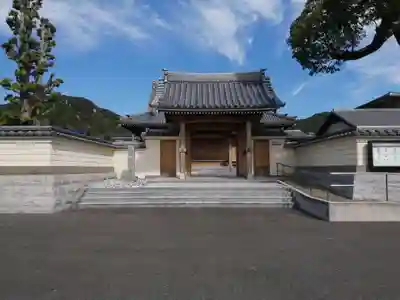萬行寺の山門・神門