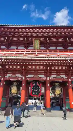 浅草寺の山門・神門