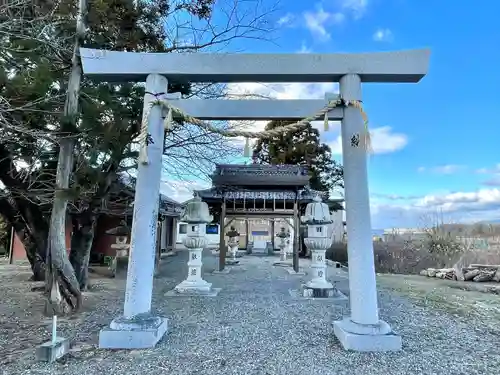 神明社の鳥居