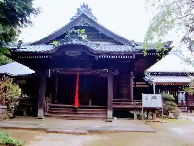 成顕寺の本殿・本堂
