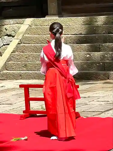 山家神社の神楽