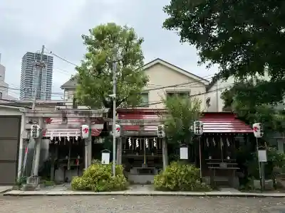 素盞雄神社の{uncategorized: "未分類", other: "その他", undefined: "問題あり", building: "その他建物", grave: "お墓", sacred_gate: "鳥居", guardian: "狛犬", statue: "像", buddha: "仏像", history: "歴史", nature: "自然", garden: "庭園", animal: "動物", pagoda: "塔", temizu: "手水舎", mountain_gate: "山門・神門", sanctuary: "本殿・本堂", subordinate: "末社・摂社", art: "芸術", scenery: "景色", jizo: "地蔵", ema: "絵馬", goshuin: "御朱印", omikuji: "おみくじ", items: "授与品その他", amulet: "お守り", goshuincho: "御朱印帳", eats: "食事", festival: "お祭り", votive_dance: "神楽", shichigosan: "七五三参", wedding: "結婚式", experience: "体験その他", initially: "初詣", around: "周辺", anti_infection: "感染症対策"}