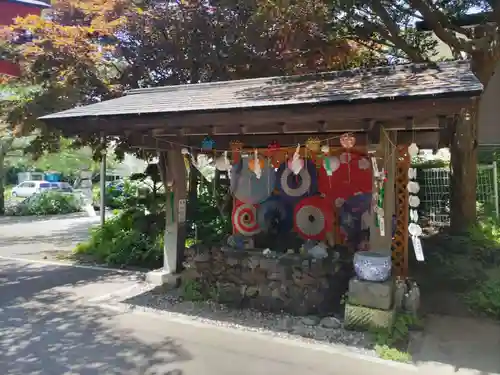 虻田神社の手水