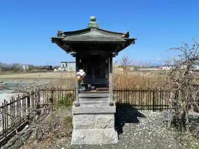 大谷吉継の首塚地蔵の{uncategorized: "未分類", other: "その他", undefined: "問題あり", building: "その他建物", grave: "お墓", sacred_gate: "鳥居", guardian: "狛犬", statue: "像", buddha: "仏像", history: "歴史", nature: "自然", garden: "庭園", animal: "動物", pagoda: "塔", temizu: "手水舎", mountain_gate: "山門・神門", sanctuary: "本殿・本堂", subordinate: "末社・摂社", art: "芸術", scenery: "景色", jizo: "地蔵", ema: "絵馬", goshuin: "御朱印", omikuji: "おみくじ", items: "授与品その他", amulet: "お守り", goshuincho: "御朱印帳", eats: "食事", festival: "お祭り", votive_dance: "神楽", shichigosan: "七五三参", wedding: "結婚式", experience: "体験その他", initially: "初詣", around: "周辺", anti_infection: "感染症対策"}