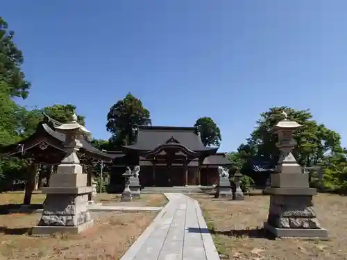 石田神社の本殿