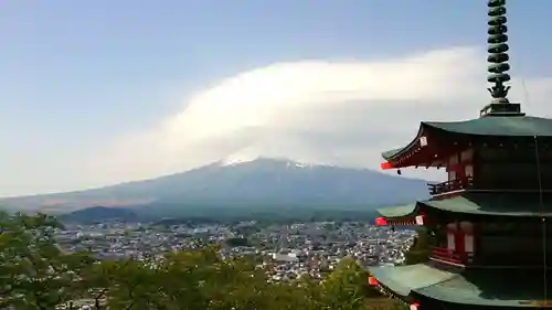 新倉富士浅間神社の景色