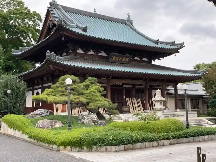 円成院の本殿・本堂