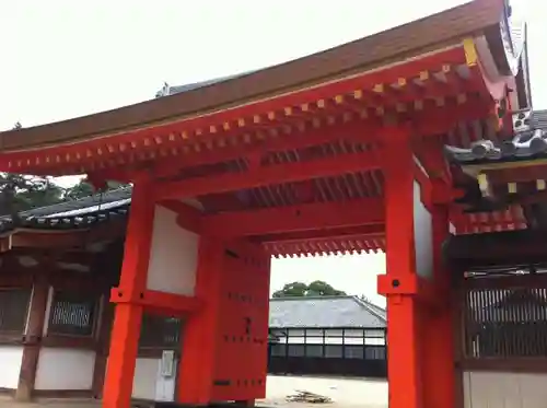 石清水八幡宮の山門