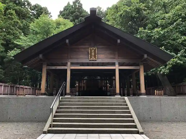 開拓神社の本殿・本堂