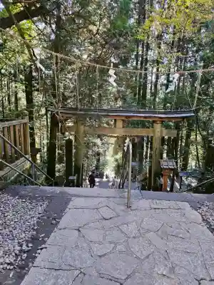 幣立神宮の{uncategorized: "未分類", other: "その他", undefined: "問題あり", building: "その他建物", grave: "お墓", sacred_gate: "鳥居", guardian: "狛犬", statue: "像", buddha: "仏像", history: "歴史", nature: "自然", garden: "庭園", animal: "動物", pagoda: "塔", temizu: "手水舎", mountain_gate: "山門・神門", sanctuary: "本殿・本堂", subordinate: "末社・摂社", art: "芸術", scenery: "景色", jizo: "地蔵", ema: "絵馬", goshuin: "御朱印", omikuji: "おみくじ", items: "授与品その他", amulet: "お守り", goshuincho: "御朱印帳", eats: "食事", festival: "お祭り", votive_dance: "神楽", shichigosan: "七五三参", wedding: "結婚式", experience: "体験その他", initially: "初詣", around: "周辺", anti_infection: "感染症対策"}
