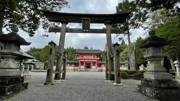 大鳥神社の鳥居