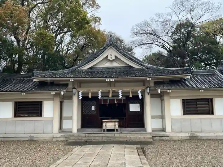 浪速宮(旧泰安殿・大阪護國神社境内社)の{uncategorized: "未分類", other: "その他", undefined: "問題あり", building: "その他建物", grave: "お墓", sacred_gate: "鳥居", guardian: "狛犬", statue: "像", buddha: "仏像", history: "歴史", nature: "自然", garden: "庭園", animal: "動物", pagoda: "塔", temizu: "手水舎", mountain_gate: "山門・神門", sanctuary: "本殿・本堂", subordinate: "末社・摂社", art: "芸術", scenery: "景色", jizo: "地蔵", ema: "絵馬", goshuin: "御朱印", omikuji: "おみくじ", items: "授与品その他", amulet: "お守り", goshuincho: "御朱印帳", eats: "食事", festival: "お祭り", votive_dance: "神楽", shichigosan: "七五三参", wedding: "結婚式", experience: "体験その他", initially: "初詣", around: "周辺", anti_infection: "感染症対策"}