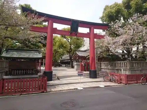 御霊神社の鳥居